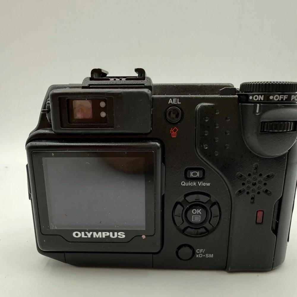 Olympus Camedia C-5050 Zoom Digital Camera 5.0MP F1.8 Lens Black Japan AS-IS